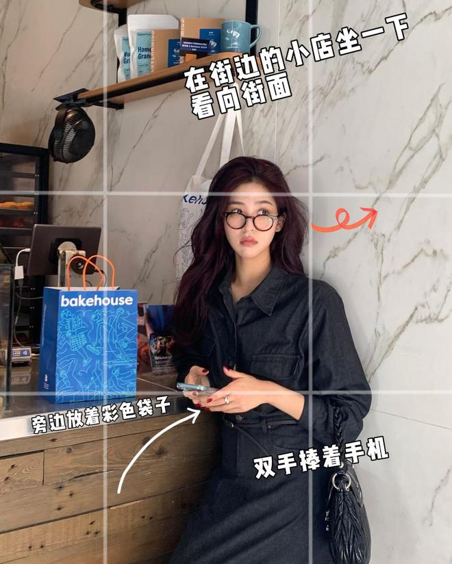 便松弛感10个街拍动作记得住拍得出龙8国际龙8网站街拍随便一拍拍出随(图9)