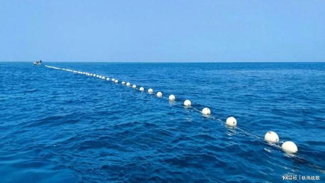 跳上菲船在黄岩岛惊心动魄的执法经历龙8国际头号玩家中国海警孤胆一人(图7)