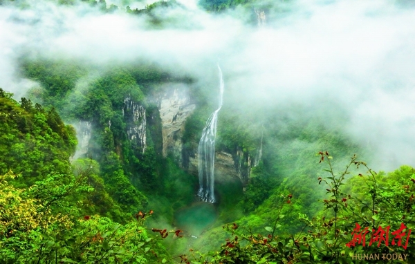 @湖南日报特刊吉祥首府奏强音(图4)