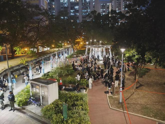 的面孔与声音宏福苑大火后